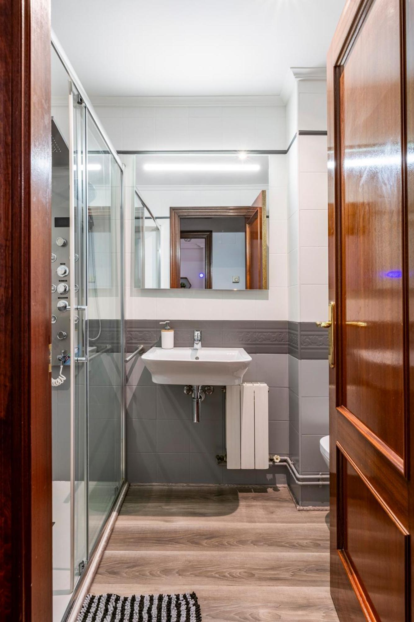 Exclusivo "Gran Bilbao" Suite Deluxe Parking Opcional Santurtzi Zewnętrze zdjęcie